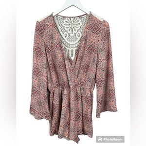 DR2 by Daniel Rainn Anthropologie Print Crochet Back Romper Size Small